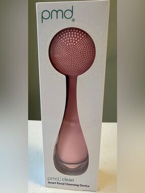 PMD Clean Smart Facial Cleansing Device